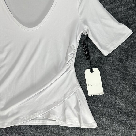 Leith Top Womens Medium White Stretch Knit Tee 3/4 Sleeve Ruched Side NEW - Picture 3 of 8